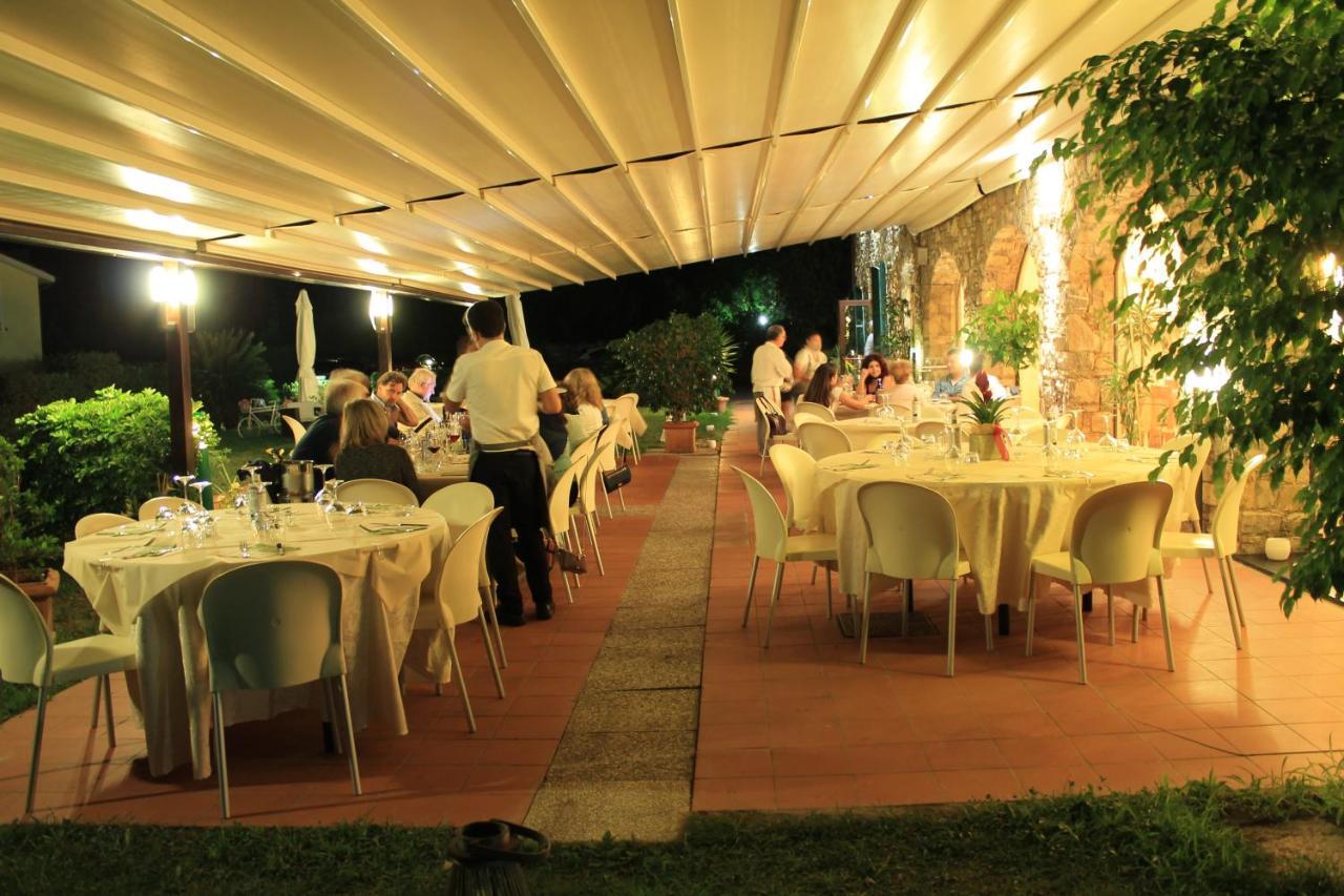 Villa Govi Diano Castello Exterior photo