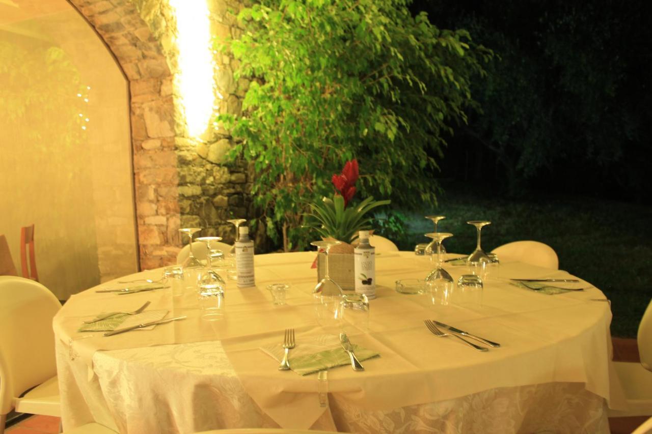 Villa Govi Diano Castello Exterior photo